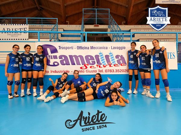 Under 16 Femminile Camedda Service
